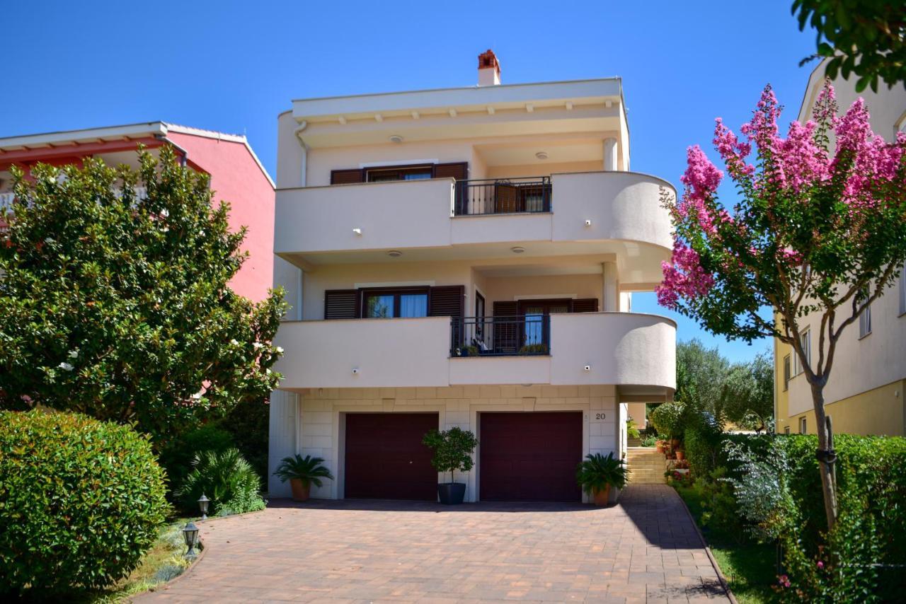 Apartments Villa Nataly Zadar Exterior photo