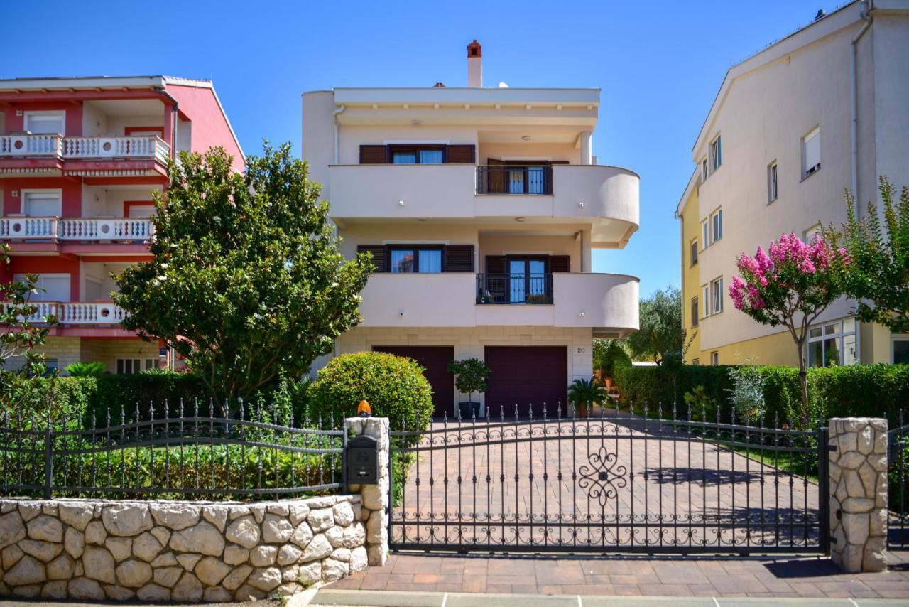 Apartments Villa Nataly Zadar Exterior photo